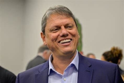 Tarcísio em Nova York defende reformas e diz que transformar o Brasil exige apenas ajustes estratégicos